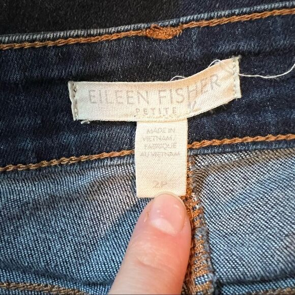 Eileen fisher dark wash petite jeans - Picture 4 of 8